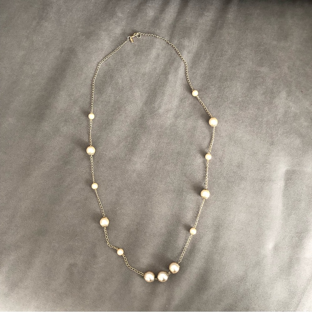 Rachel Necklace Pearl Stone Gold Clasp Chain